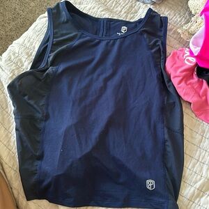 Born primitive crop tank